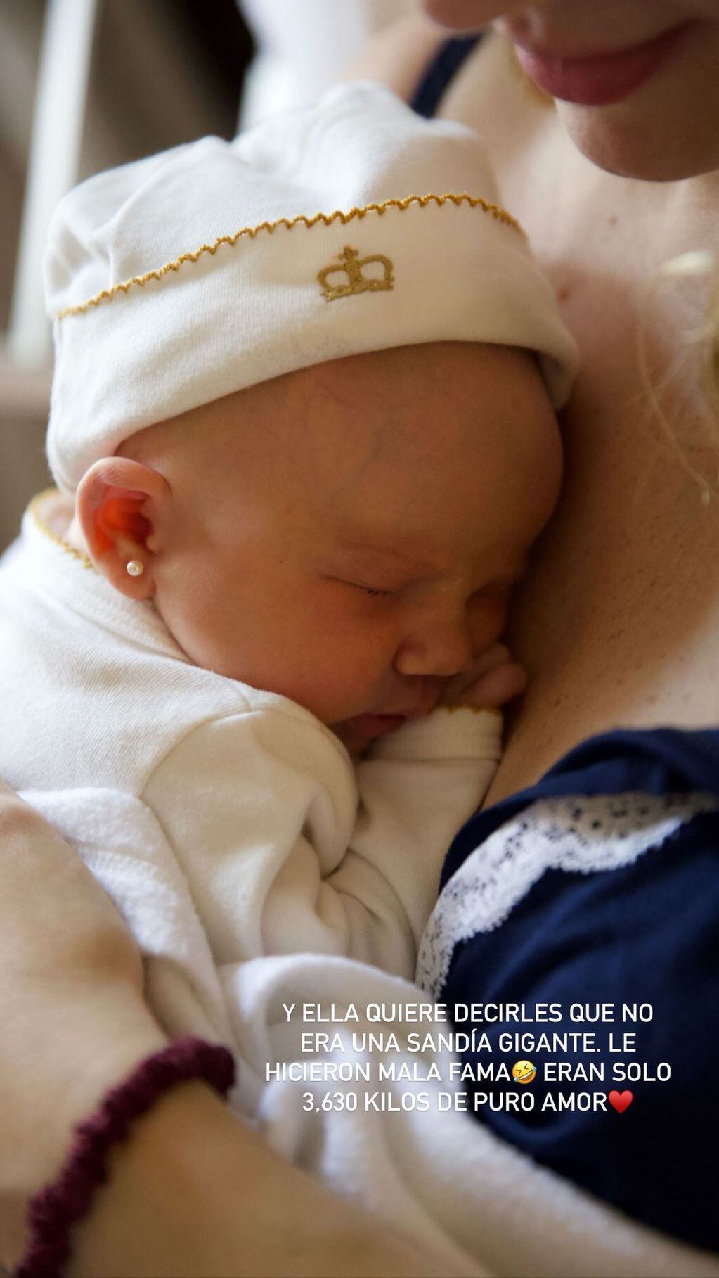 Stephanie Demner y Guido Pella mostraron el rostro de Ari, su beba recién nacida