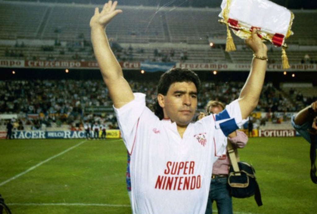 Diego Maradona jugó en Sevilla en el '92