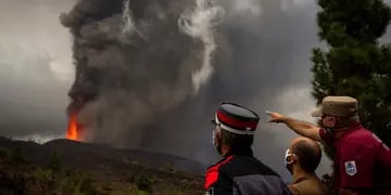 Erupción de un volcán en Canaria