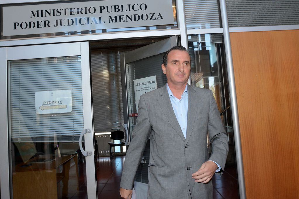 Francisco Pérez se presentó en la fiscalía al día siguiente de haber sido denunciado por enriquecimiento ilícito, en marzo de 2016. Debería volver para ser indagado, sino prospera la nulidad que planteó.