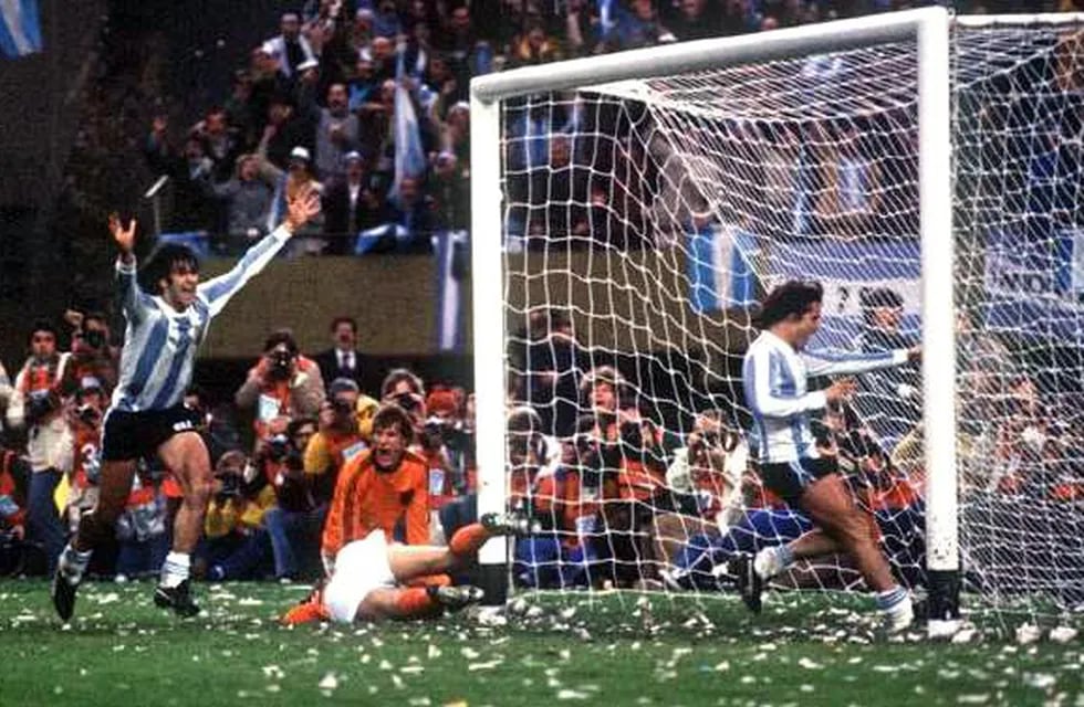 1978. La Selección argentina vence a Holanda por 3 a 1 y conquista la XI Copa Mundial de Fútbol. / LOS ANDES