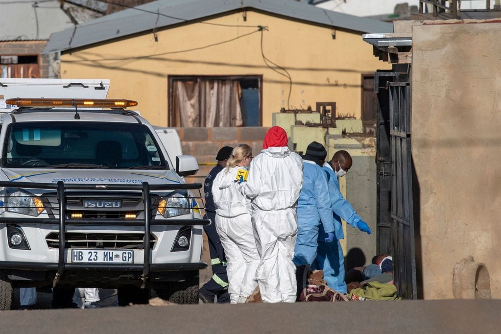 Al menos 19 personas fueron asesinadas en dos tiroteos en Sudáfrica. AFP.