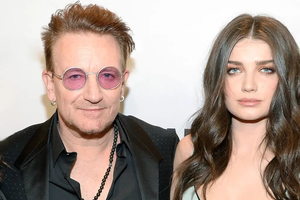 La historia de Eve Hewson, la hija de Bono que deslumbra en la serie de Netflix “Detrás de sus ojos”