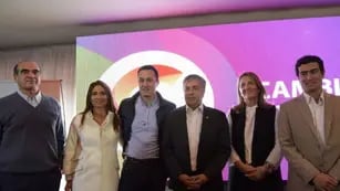Gustavo Gutiérrez, Marcela Gazali, Luis Petri, Alfredo Cornejo, Claudia Najul y Federico Zamarbide.