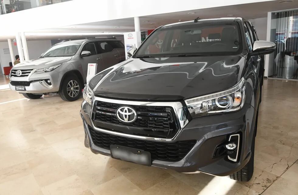En el ranking nacional de ventas Toyota sostiene su liderazgo el sumar la demanda de su camioneta y autos.
Foto: Jose Gutierrez/ Los Andes