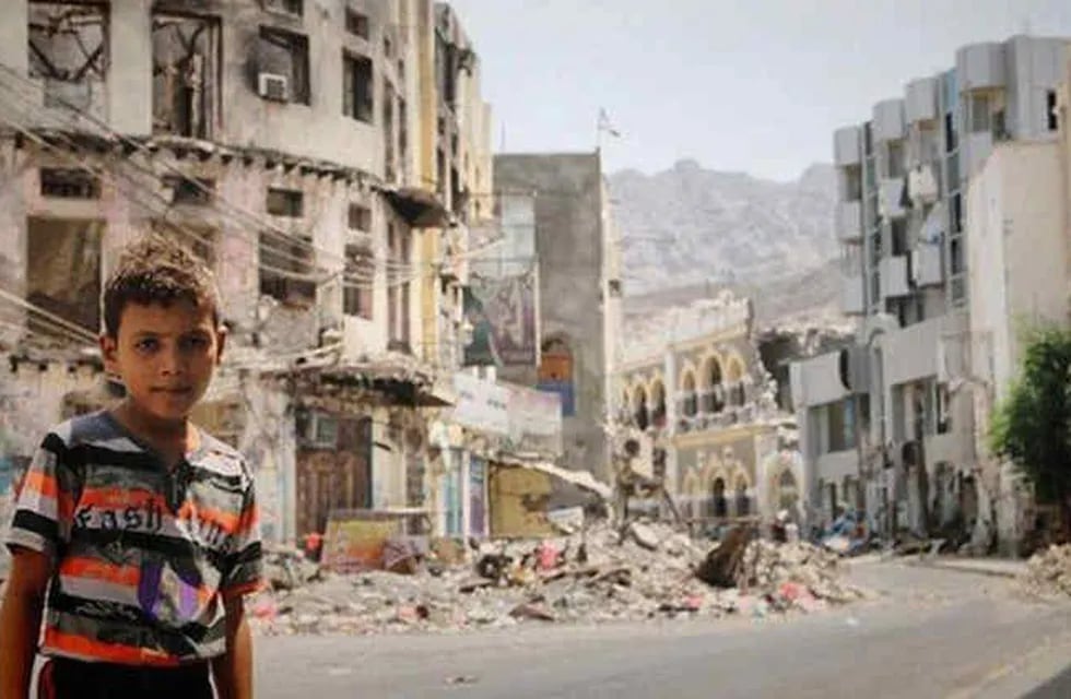 "Todo se ha ido. Solo quedan los recuerdos. Por favor, acaben con la guerra en todas las partes de Yemen", pide Ommar, de 13 años.