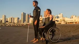 Surfeando adversidades: Georgina y Pablo, los 2 deportistas que no saben de adversidades y llegan al cine. Foto: Gentileza Mariana Wenger