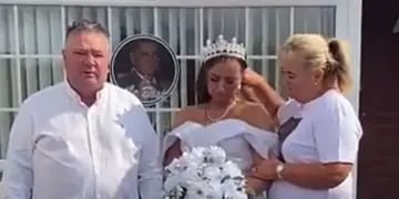 Dramático: su prometido murió el día de la boda y ella usó el vestido de novia para su funeral