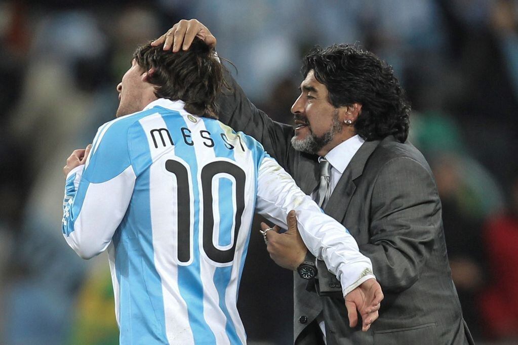 Diego Maradona dirigió a Lionel Messi en la Selección Argentina.