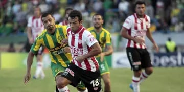 Con goles de Triverio y Malcorra, el tatengue ganaba, pero Díaz , Martínez y Lugüercio pusieron arriba al Tiburón, sin embargo, otra vez Malcorra, de tiro libre, puso el 3 a 3.