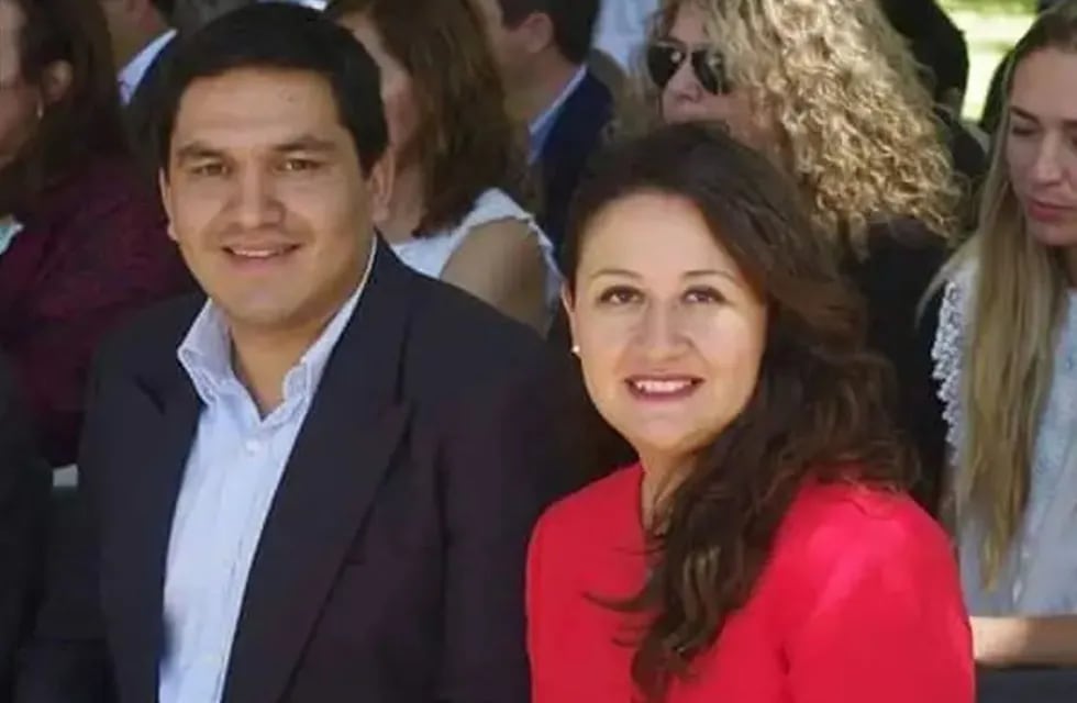 Juan Manuel Ojeda y su esposa, Jessica Laferte, quien es pre candidata a senadora provincial.