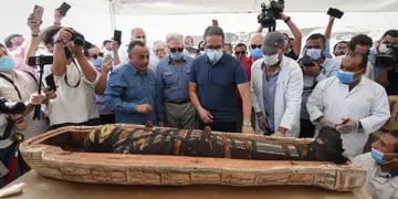 Descubrimiento de momia en la necrópolis de Saqqara