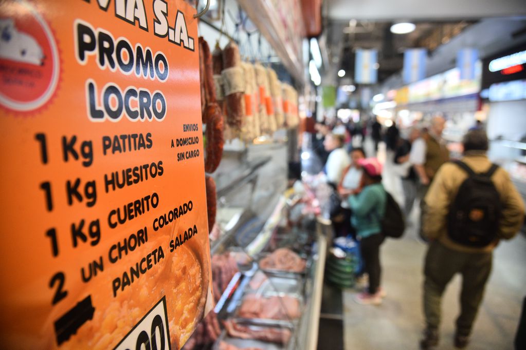 Ventas para el locro en el Mercado Norte. (Pedro Castillo / La Voz)
