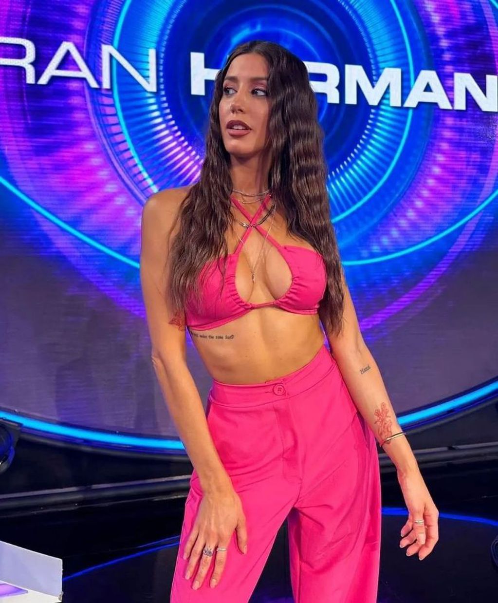 Juliana Díaz paralizó a todos en fotos con bikini.