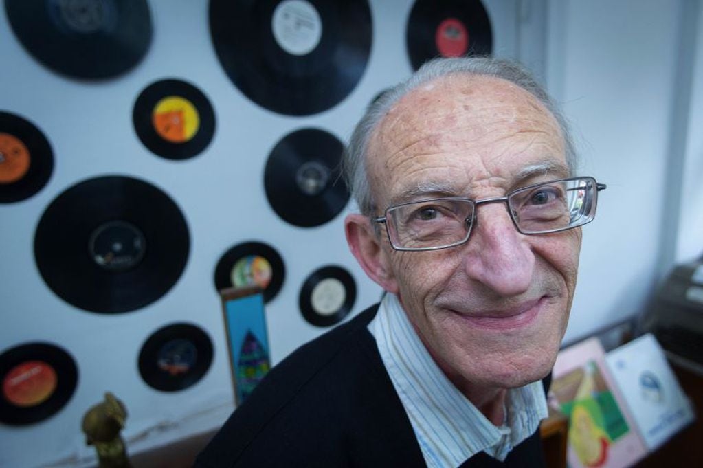 Salvador Rincón falleció con 74 años y marcó a generaciones enteras como musicalizador radial y DJ.