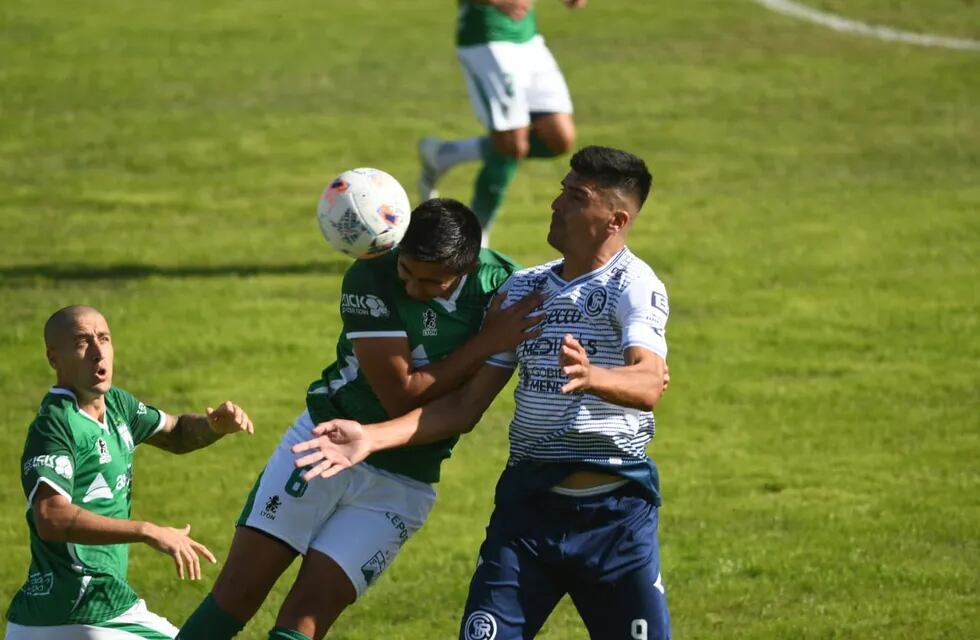 Independiente, con varios cambios por un brote de Covid-19, se enfrenta al Verde / José Gutiérrez.