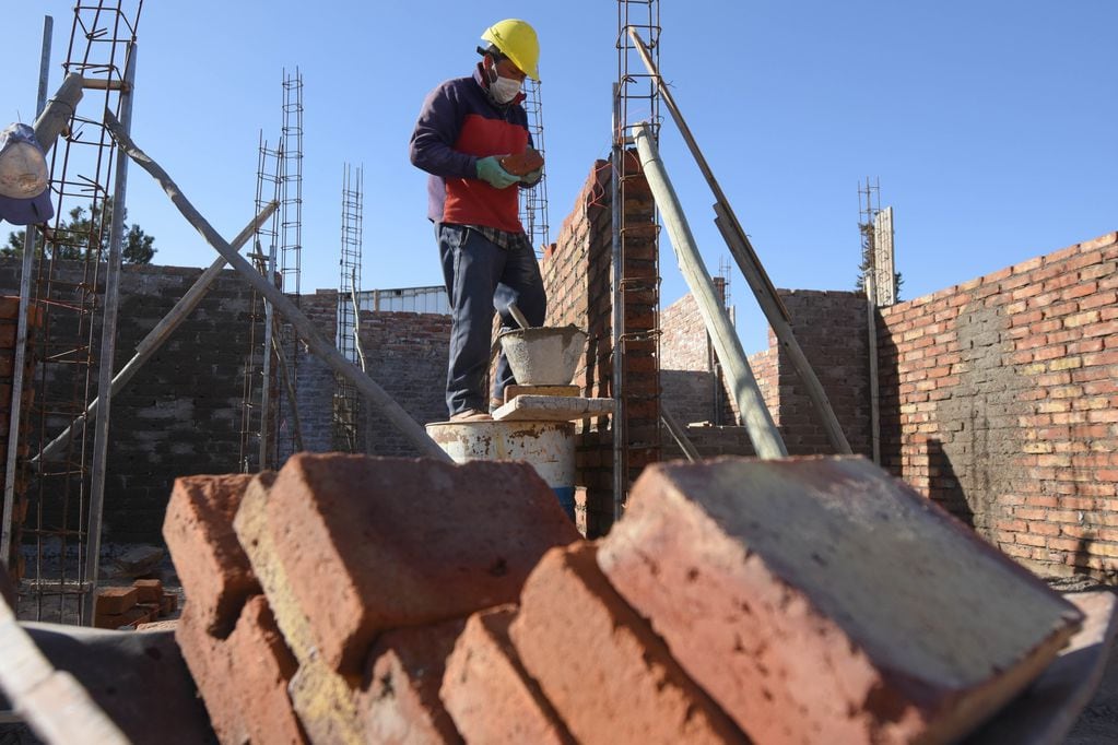Construir una vivienda económica sale más de $4 millones
 Foto José Gutierrez / Los Andes

