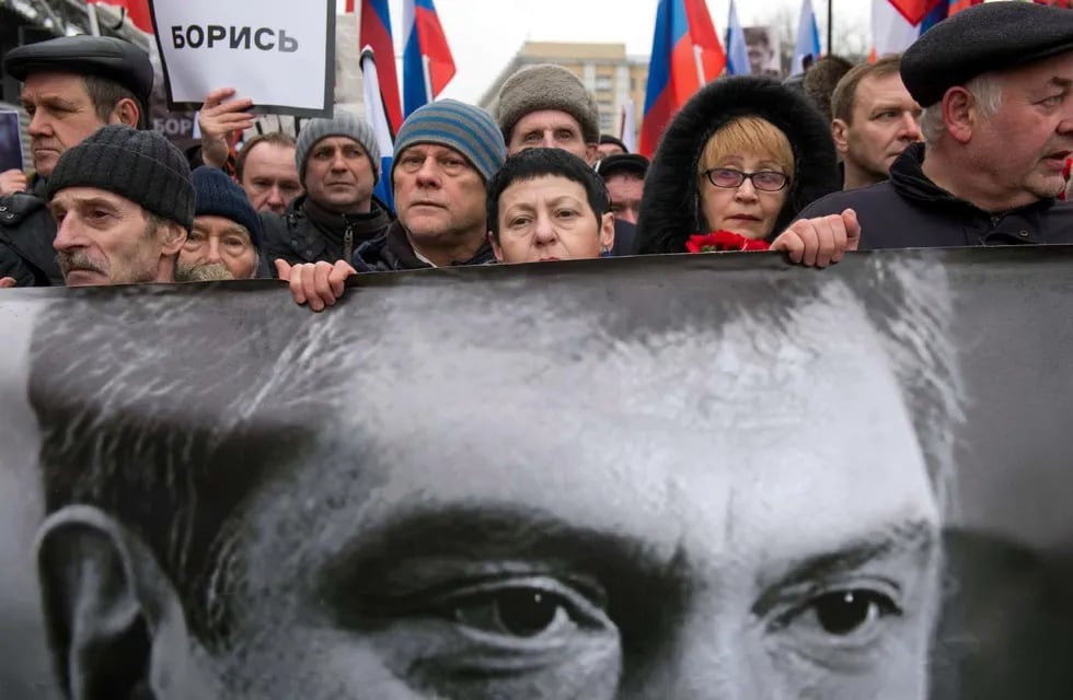 Multitudinaria marcha en Moscú por líder opositor asesinado