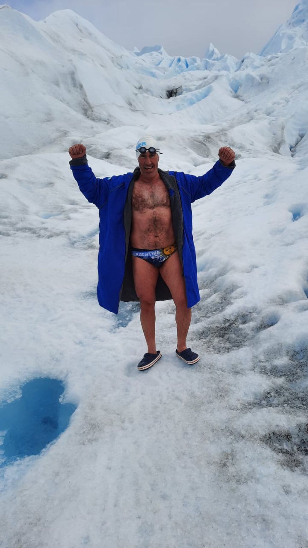 El mendocino Darío Silva nadará sin traje de neoprene en aguas heladas. / gentileza 