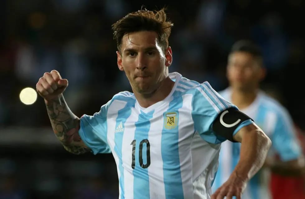 Cada vez que pisó Mendoza y San Juan, Lionel Messi desplegó todo su talento goleador. / Los Andes