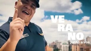 Video: La policia de Córdoba le pone ritmo al verano con su propia versión de “La Morocha”