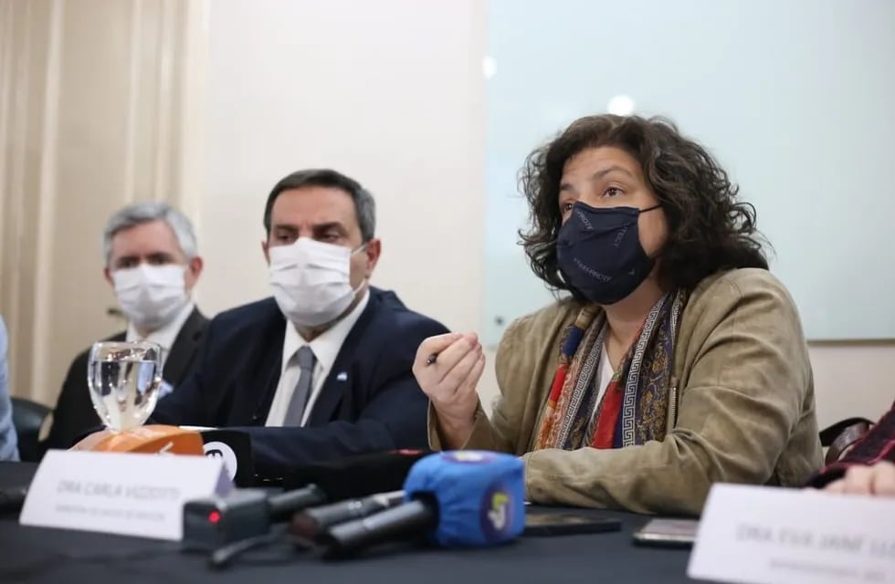 Carla Vizzotti dio una conferencia de prensa desde Tucumán, donde se hizo presente para analizar la situación. - Gentileza