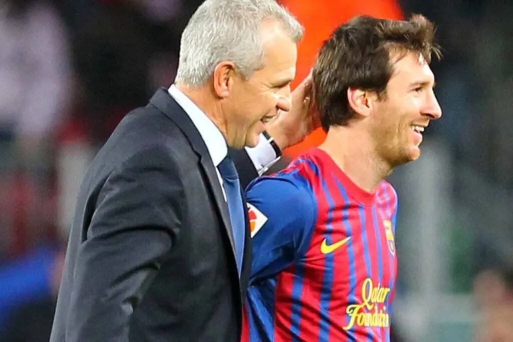 El técnico Aguirre habló de Messi y lo comparó con otro talento de Barcelona.
