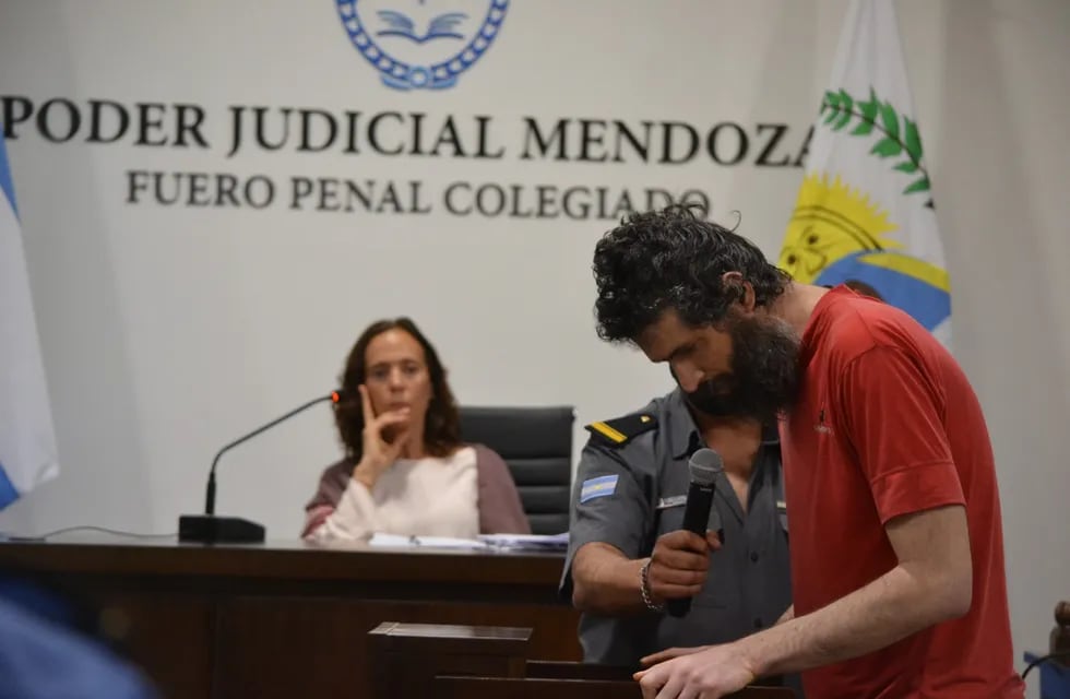 Pereg frente a la jueza Laura Guajardo. /Gentileza Prensa Poder Judicial de Mendoza.