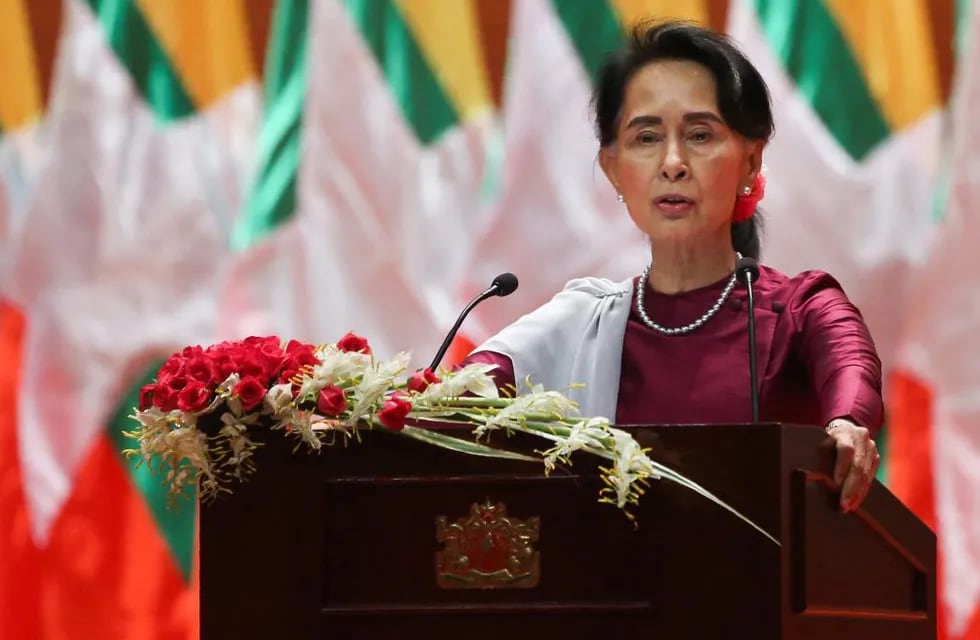 Aung San Suu Kyi, premio Nobel de la Paz detenida en Birmania