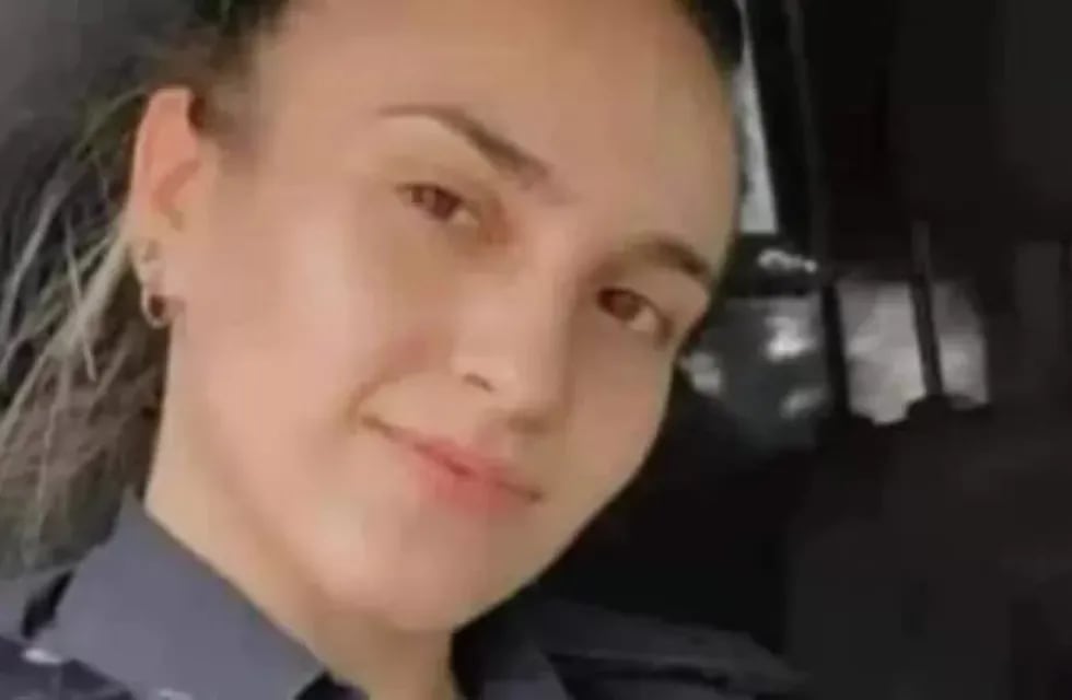 Agustina Camilia Casco, alumna del curso de ingreso al sub-escalafón Comando (Subayudante) de la Policía Bonaerense