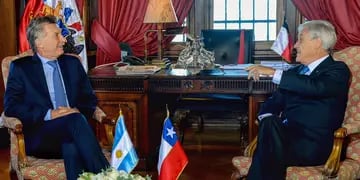 Luego de la reunión privada, Piñera y Macri darán una declaración conjunta en la Casa Rosada.  Archivo / Twitter: @mauriciomacri