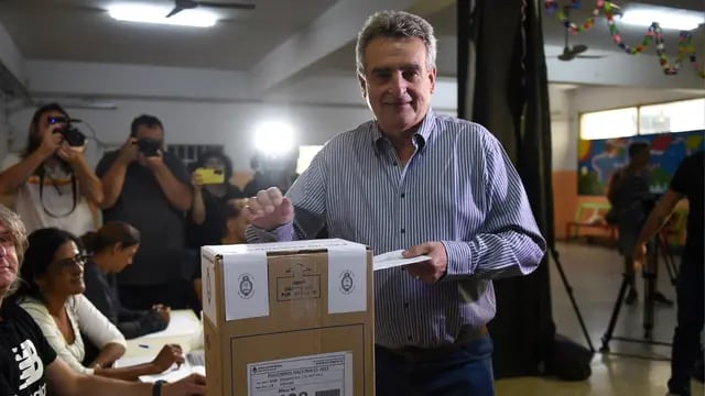 Agustín Rossi votó en Rosario