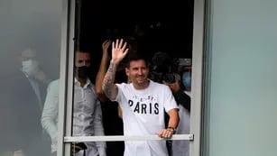 Messi llegó a París. AP