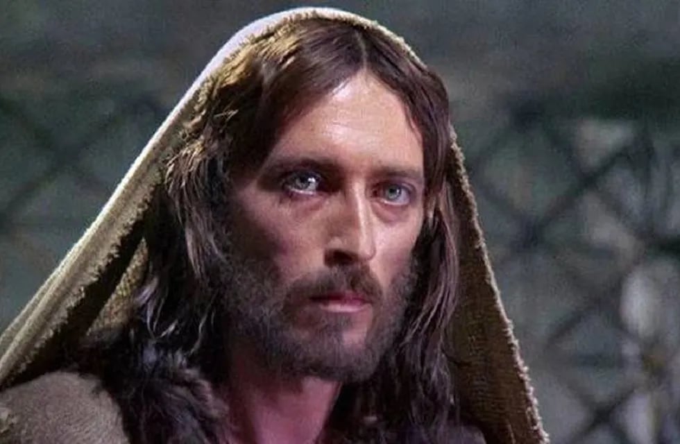 El rostro de Robert Powell se convirtió en un ícono a partir de su papel en Jesús de Nazaret.