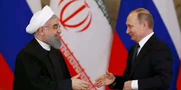 Los presidentes de Rusia, Vladímir Putin, y de Irán, Hasan Rohaní