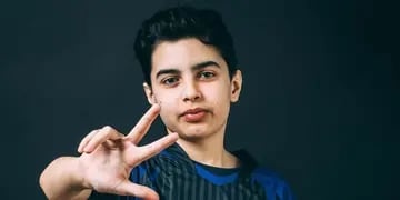 Con 13 años, el chico logró el quinto puesto del mundial de Fortnite y se llevó 900.000 dólares.  