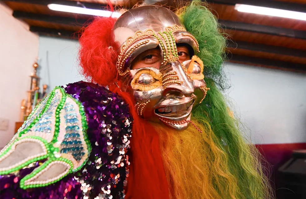 Pasión, tradición, cultura y “bailar para olvidar”, el motor de los hacedores de los Carnavales de Ugarteche. Foto: Archivo Los Andes