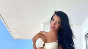 Charlotte Caniggia está de vacaciones en Cancún e infarta con sus bikinis colaless
