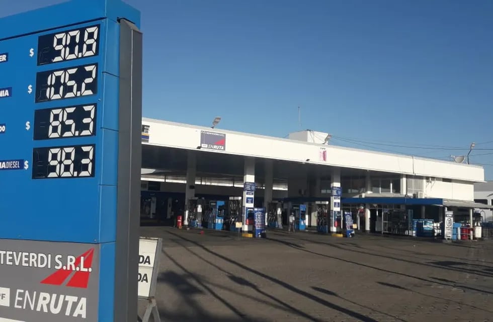 YPF aumentó sus combustibles - José Gutiérrez