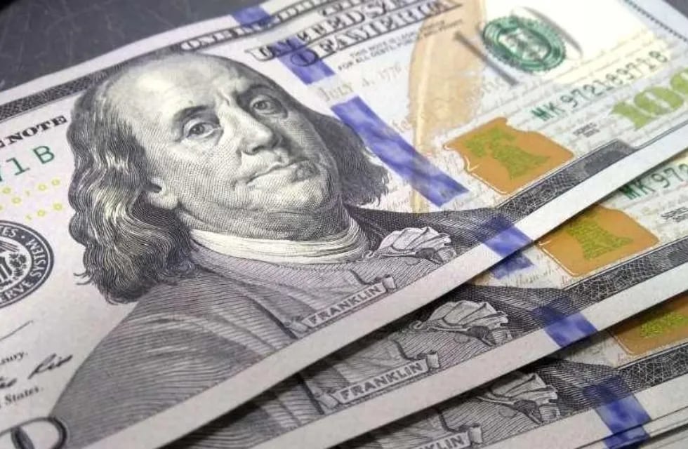 El Banco Central salió a aclarar que la gente puede disponer de los dólares que tiene en el banco.