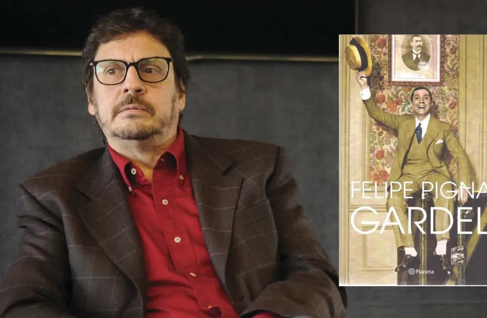 Felipe Pigna acaba de publicar esta apasionante biografía sobre Carlos Gardel.