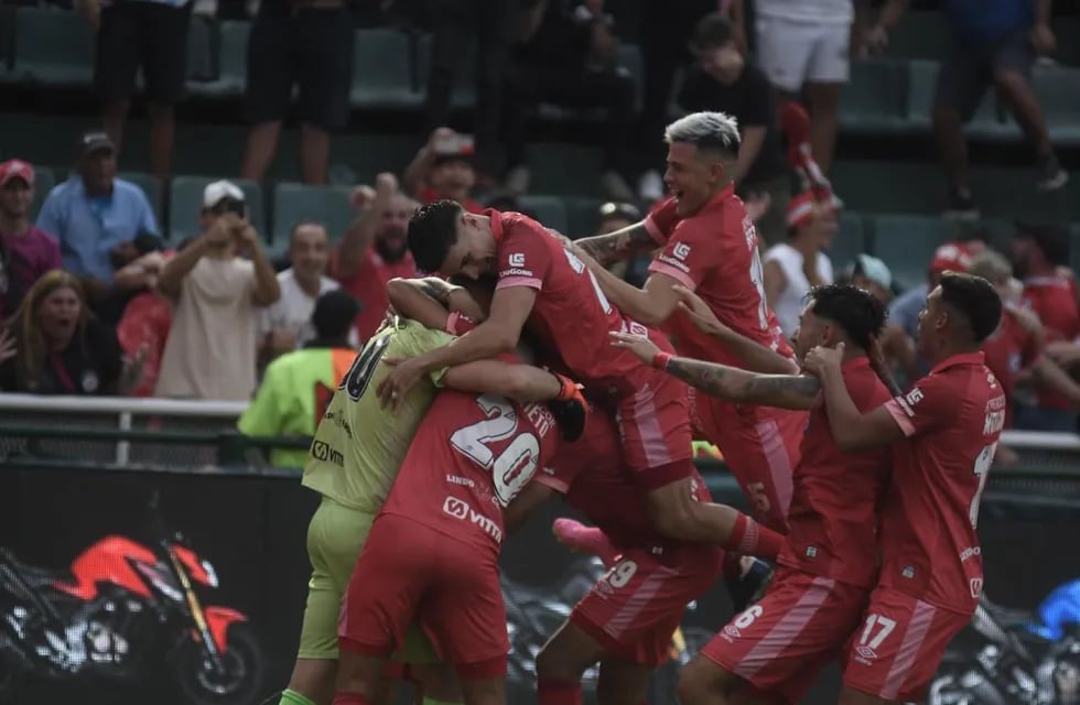 Argentinos Juniors y Defensa y Justicia se enfrentaron por los cuartos de final de la Copa de la Liga Profesional. (Gentileza Clarín)