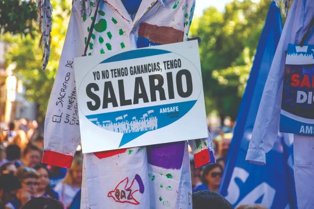 Ganancias: 30 gremios protestaron tras la eliminación del impuesto para los salarios