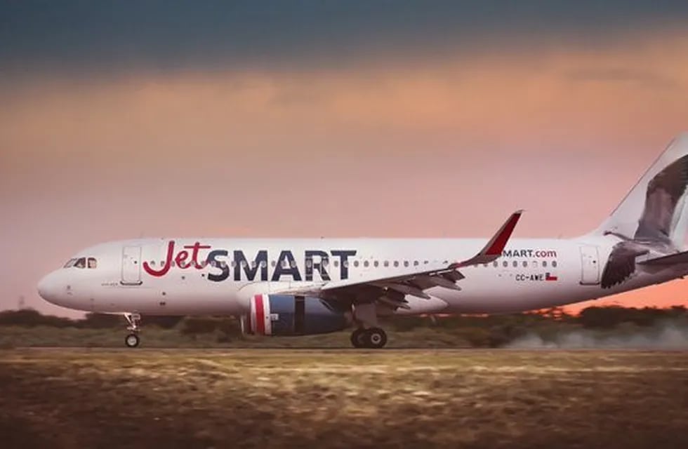 Desde el lunes 15 de marzo, JetSmart tendrá dos vuelos que vinculen Mendoza con Buenos Aires, con promociones que van desde los 1.999 pesos.