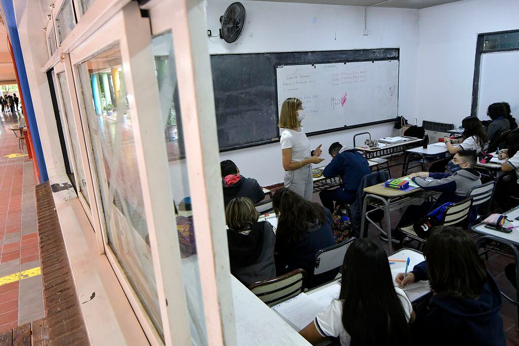 En la foto, la Clase de Sociales en la Escuela José Vicente Zapata de Mendoza
Foto: Orlando Pelichotti / Los Andes