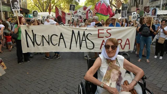 Marcha 24M en Mendoza