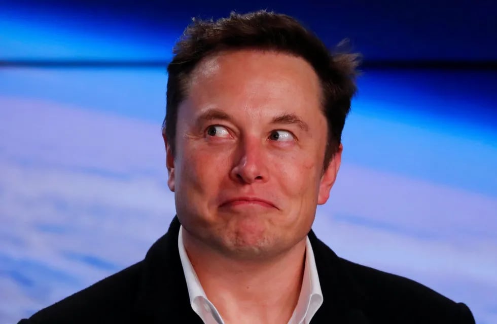 El excéntrico millonario y creador de Tesla Elon Musk
