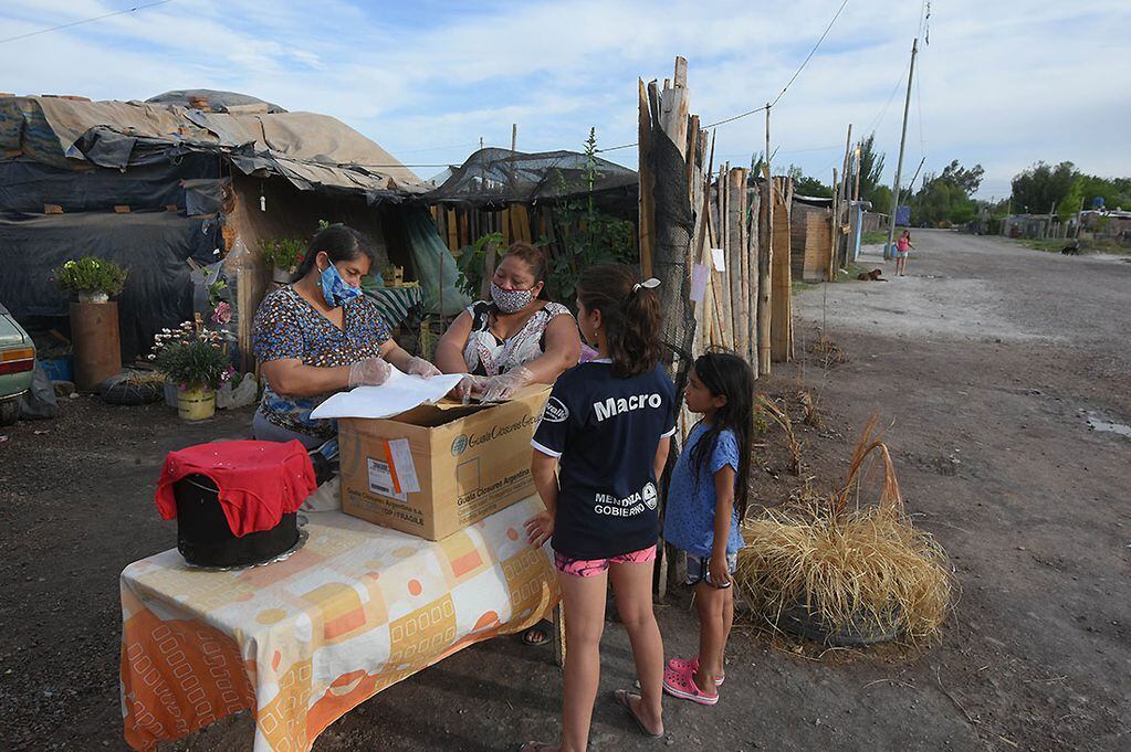 Los merenderos ayudan en pandemia a alimentar chicos en barrios de Mendoza. 