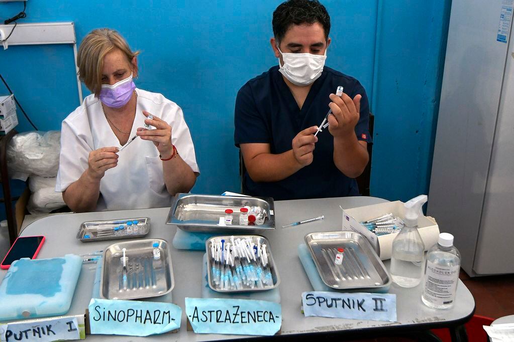 La jefa de Gabinete del Ministerio de Salud, Sonia Tarragona, dijo que la campaña de vacunación logró retrasar el ingreso de la Delta.  Foto: Orlando Pelichotti