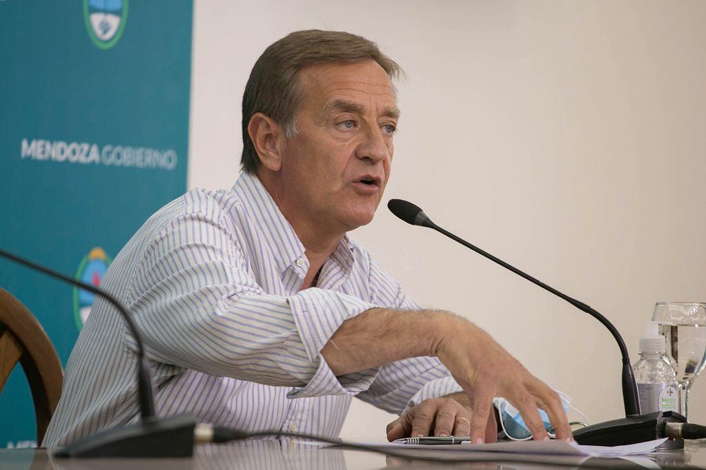 El gobernador Rodolfo Suárez anuncia que en Mendoza no se vuelve a Fase 1 del aislamiento.